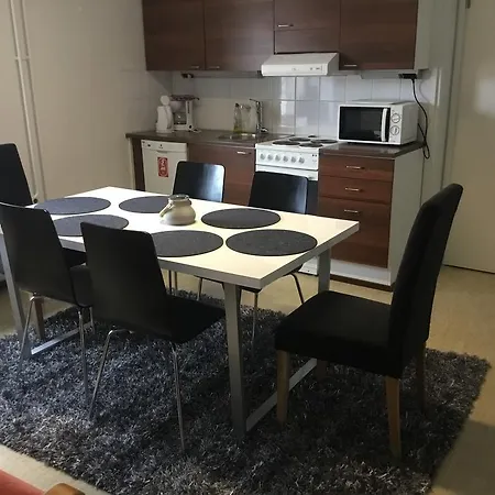 Kuukkeli Apartment *